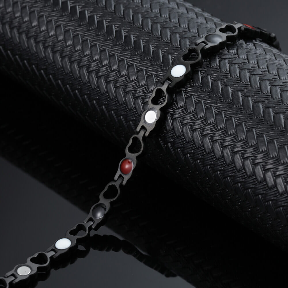 Stainless Steel Energy Bracelet 4-in-1. 9 Colors available. Model B041-Hearts