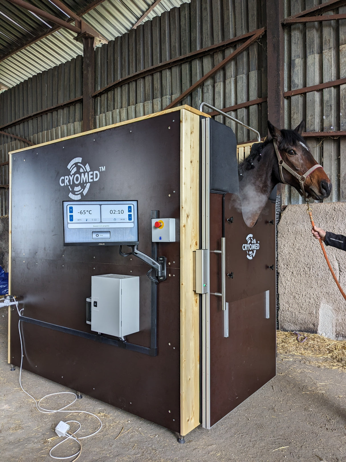 Cryomed Equine Cryo Sauna - Advanced Equine Cryotherapy Machine for Horses
